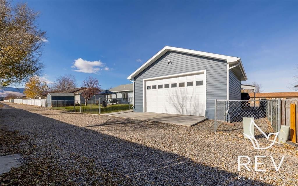 Photo of 3414 Frisby Ave, Cody, WY 82414 (MLS # 10031855)