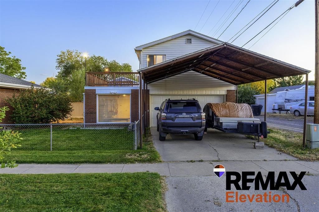 Photo of 210 W 1st St, Powell, WY 82435 (MLS # 10031782)