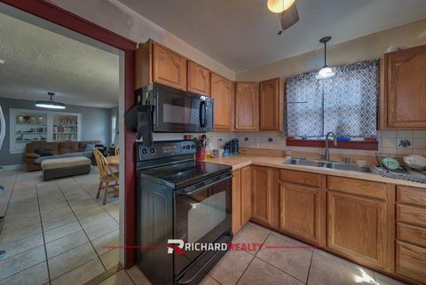 Tiny photo for 1302 Salsbury Ave, Cody, WY 82414 (MLS # 10032267)