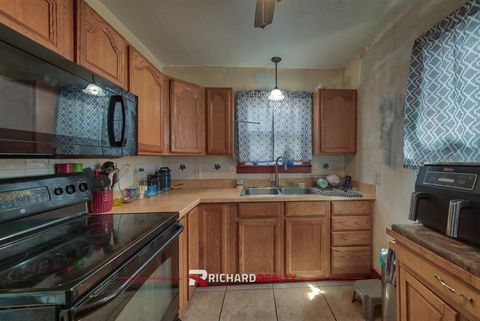 Tiny photo for 1302 Salsbury Ave, Cody, WY 82414 (MLS # 10032267)