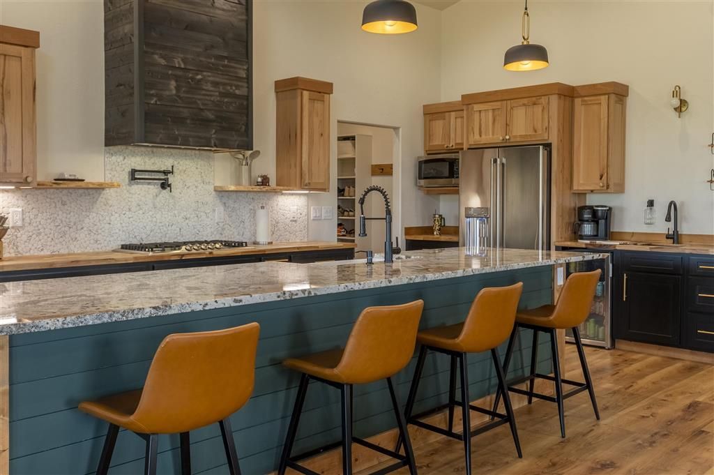 Photo of 964 Lane 11 1/2, Powell, WY 82435 (MLS # 10031664)