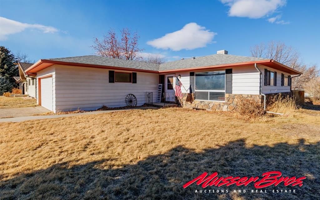 Photo of 1237 Birch Ln, Cody, WY 82414 (MLS # 10031985)