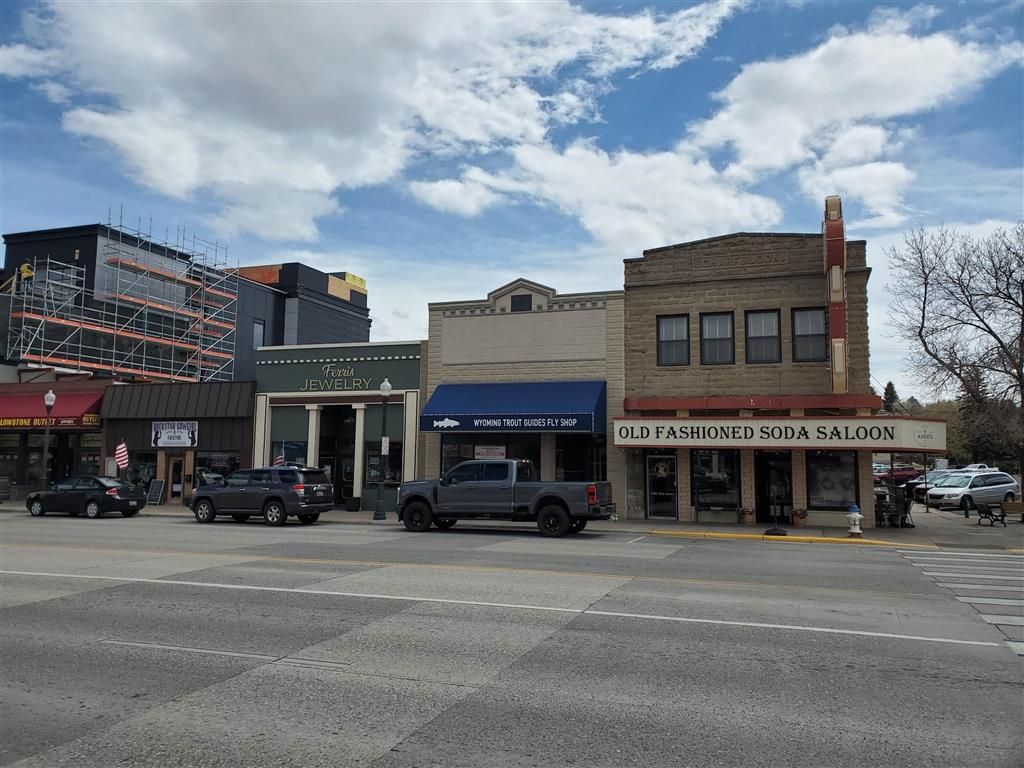 Photo of 1210 Sheridan Ave, Cody, WY 82414 (MLS # 10032330)