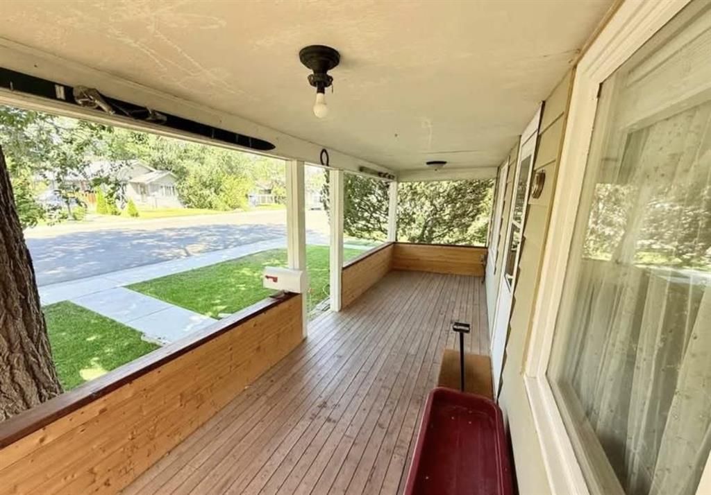 Photo of 445 N Absaroka St, Powell, WY 82435 (MLS # 10031757)