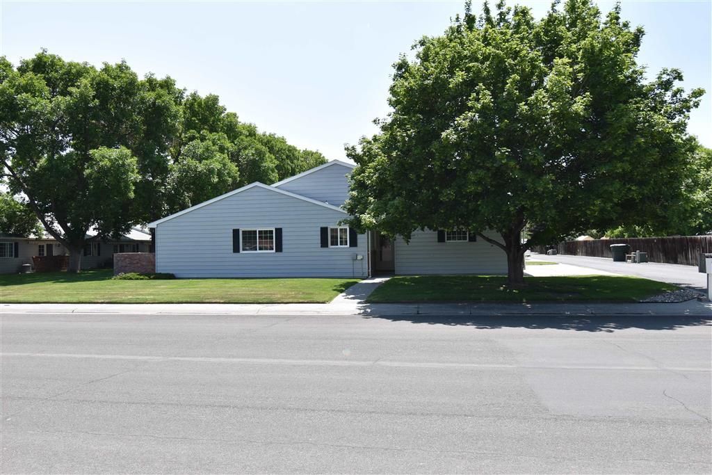 Photo of 966 Avenue G #1, Powell, WY 82435 (MLS # 10031423)