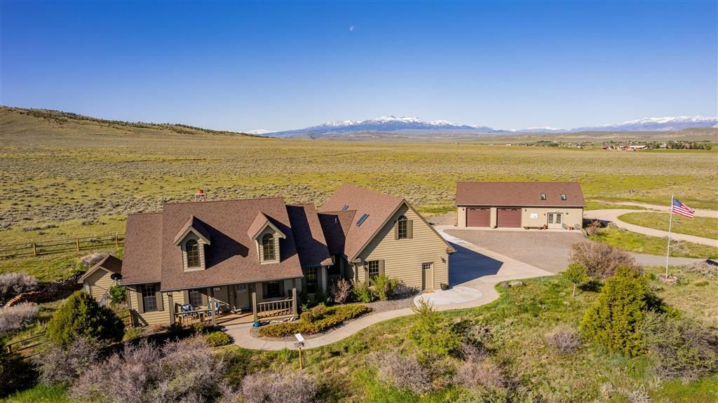 Photo of 72 Wild Horse Rd, Cody, WY 82414 (MLS # 10032230)