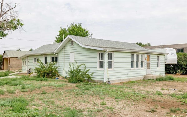 384 S GILBERT ST, POWELL, WY 82435 - Image 8da2e418e2b1608dae2a3c9edf38c8eb/3626088995