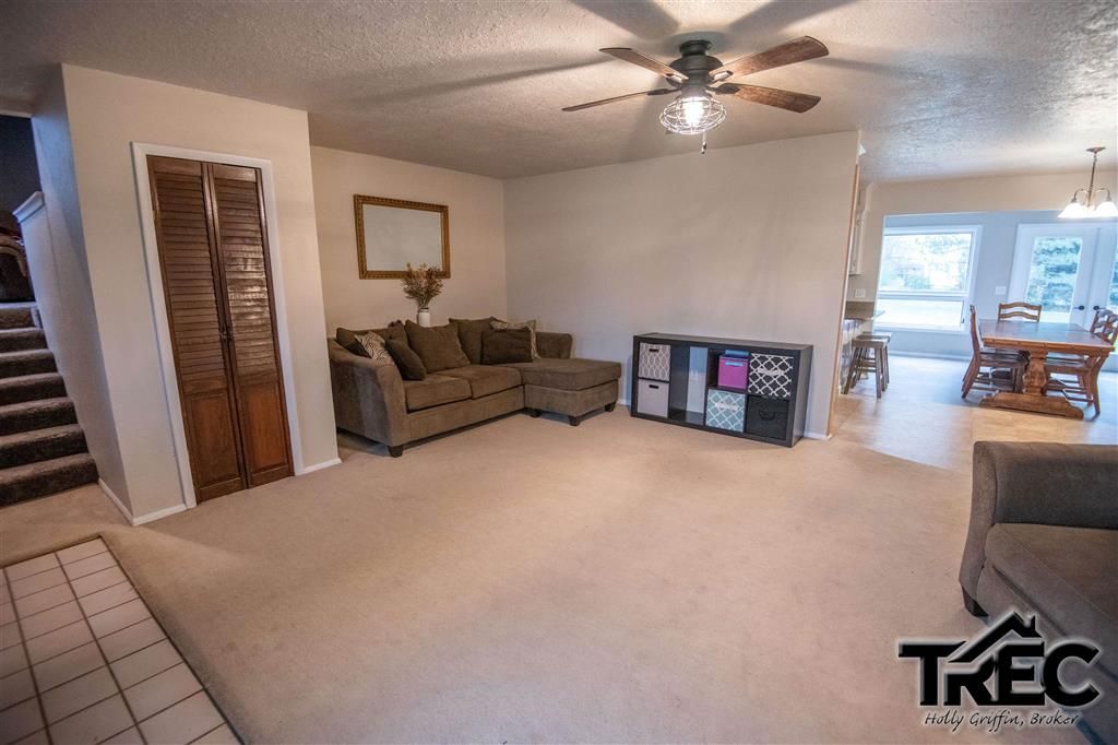 Photo of 295 S Division St, Cowley, WY 82420 (MLS # 10032386)