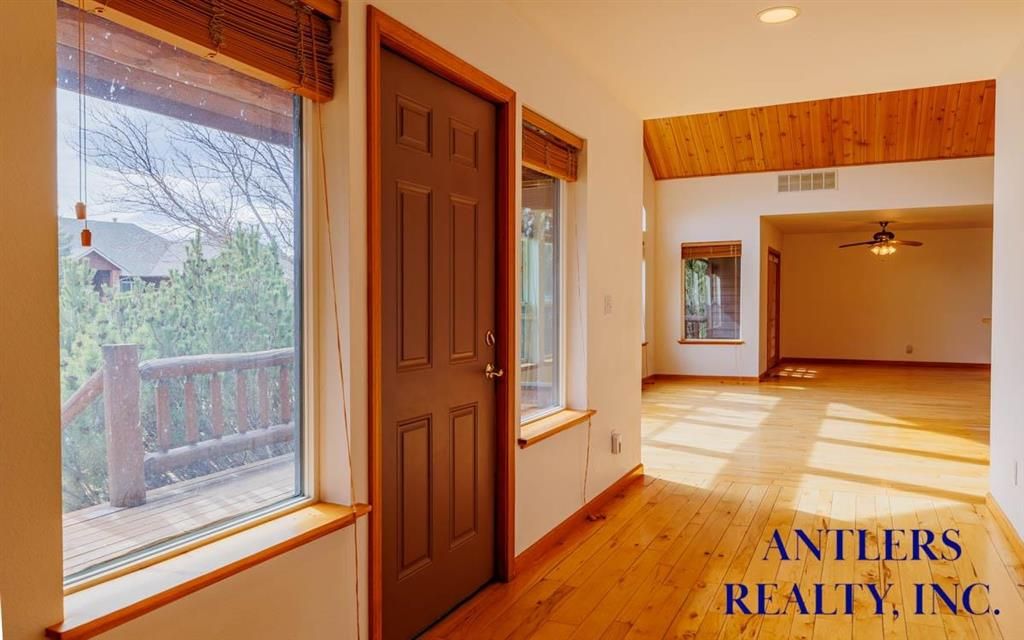 Photo of 139 S Chugwater Dr, Cody, WY 82414 (MLS # 10032091)