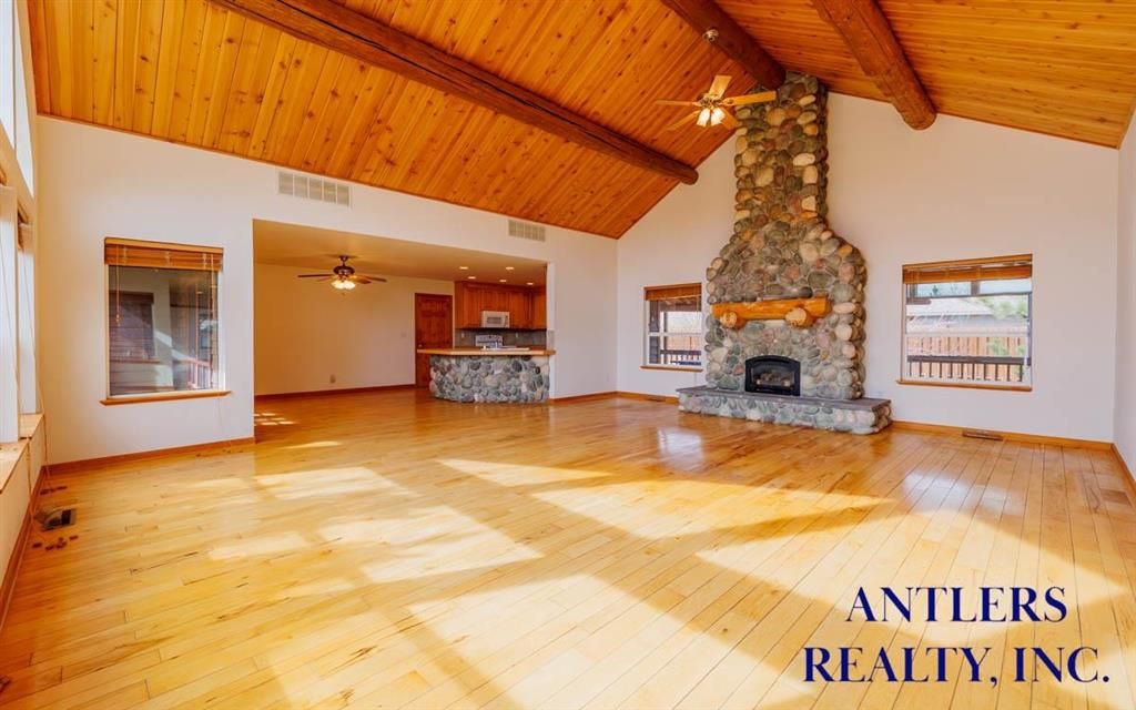 Photo of 139 S Chugwater Dr, Cody, WY 82414 (MLS # 10032091)