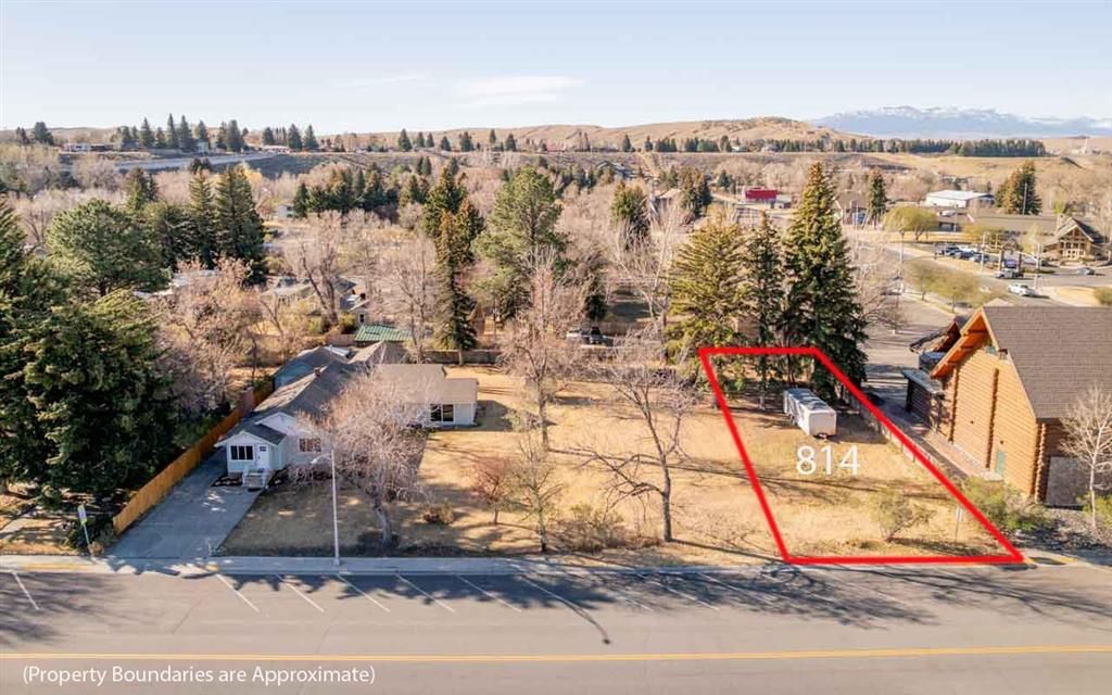 Photo of 814 Cody Ave, Cody, WY 82414 (MLS # 10032244)