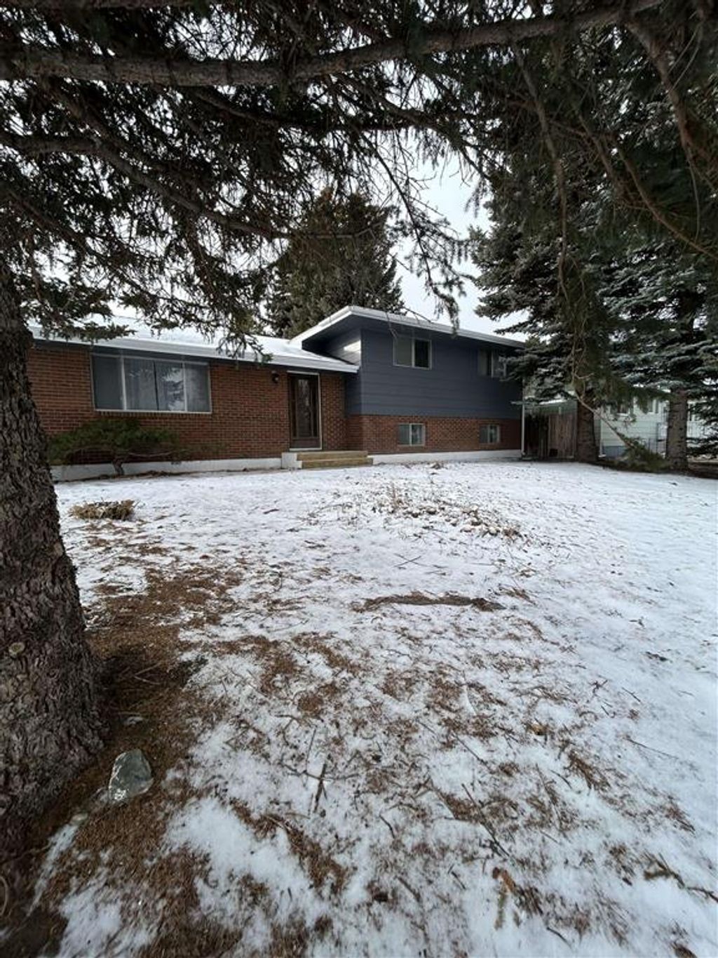 Photo of 1024 Red Butte Ave, Cody, WY 82414 (MLS # 10031400)