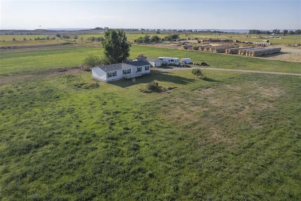 Photo of 952 Road 6, Powell, WY 82435 (MLS # 10031636)