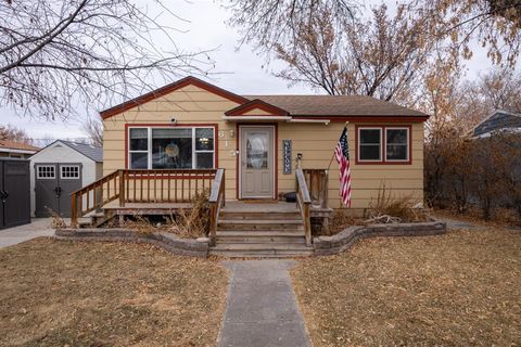 615 Holly Ave, Worland, WY 82401 - #: 10022712
