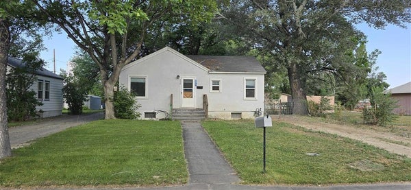 330 IDAHO AVE, LOVELL, WY 82431 - Image 9530c5d2cbe63d084429c43dfeb14eae/1401322973