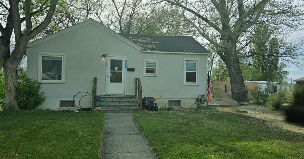 Photo of 330 Idaho Ave, Lovell, WY 82431 (MLS # 10032374)