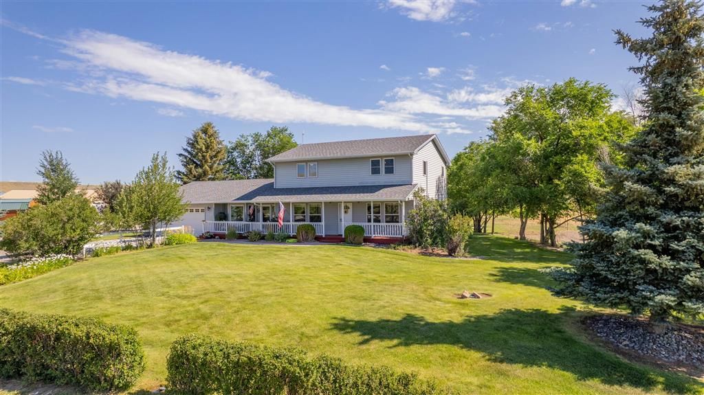 Photo of 14 Beacon Dr, Cody, WY 82414 (MLS # 10032177)