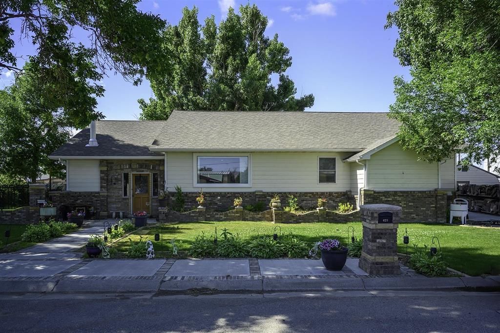 Photo of 625 3rd Ave N Ave, Greybull, WY 82426 (MLS # 10031398)