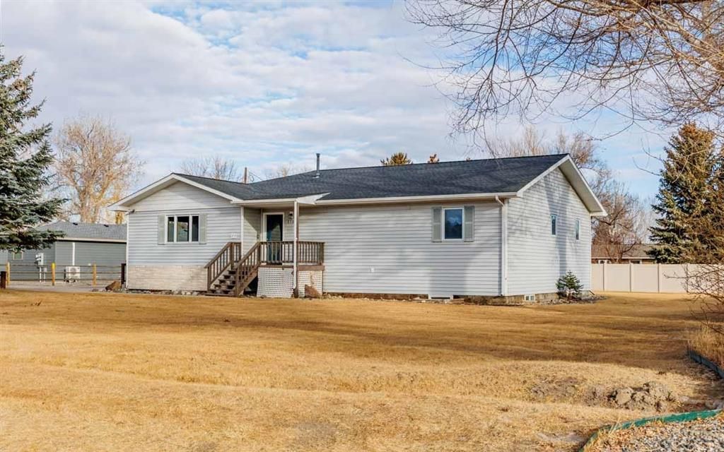 Photo of 2713 Cougar Ave, Cody, WY 82414 (MLS # 10031972)