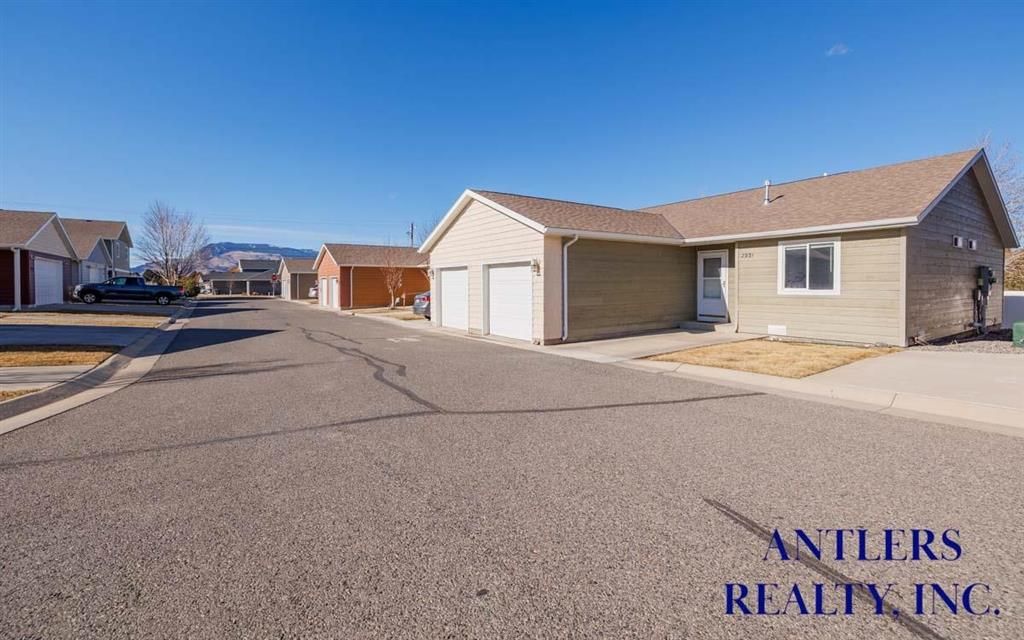 Photo of 2931 Marlisa Ln, Cody, WY 82414 (MLS # 10032001)