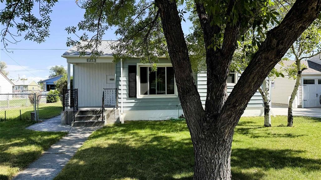 Photo of 739 S 13th St, Worland, WY 82401 (MLS # 10031672)
