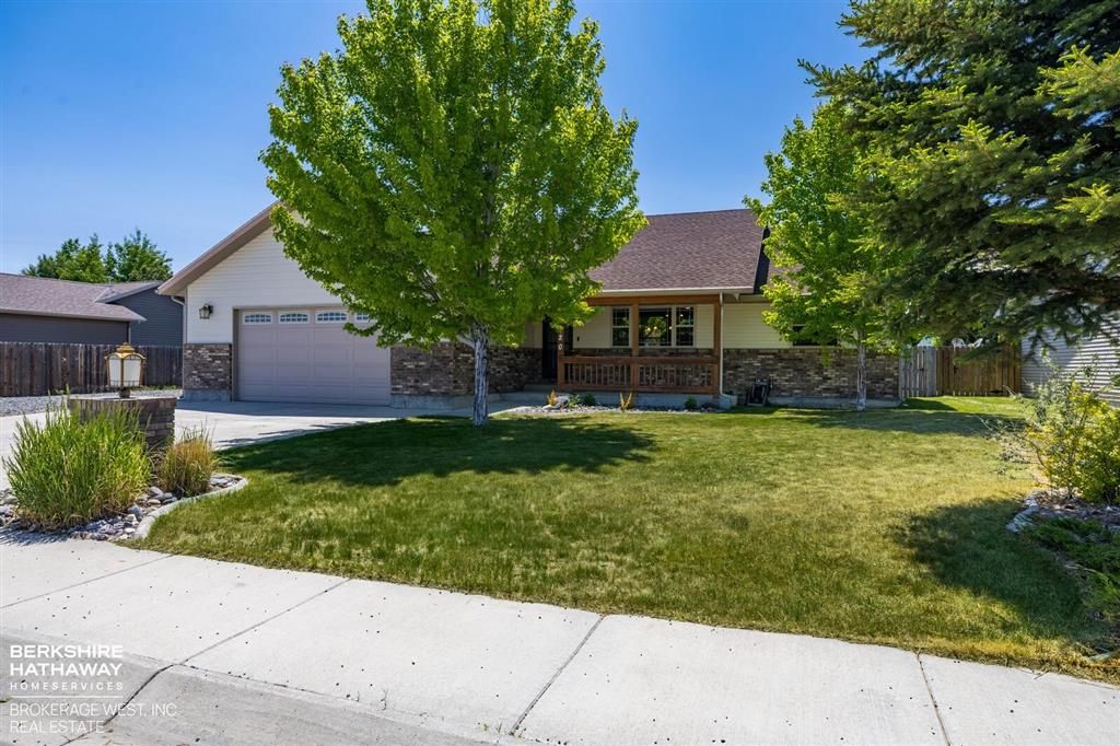 Photo of 3120 E Avenue, Cody, WY 82414 (MLS # 10032132)