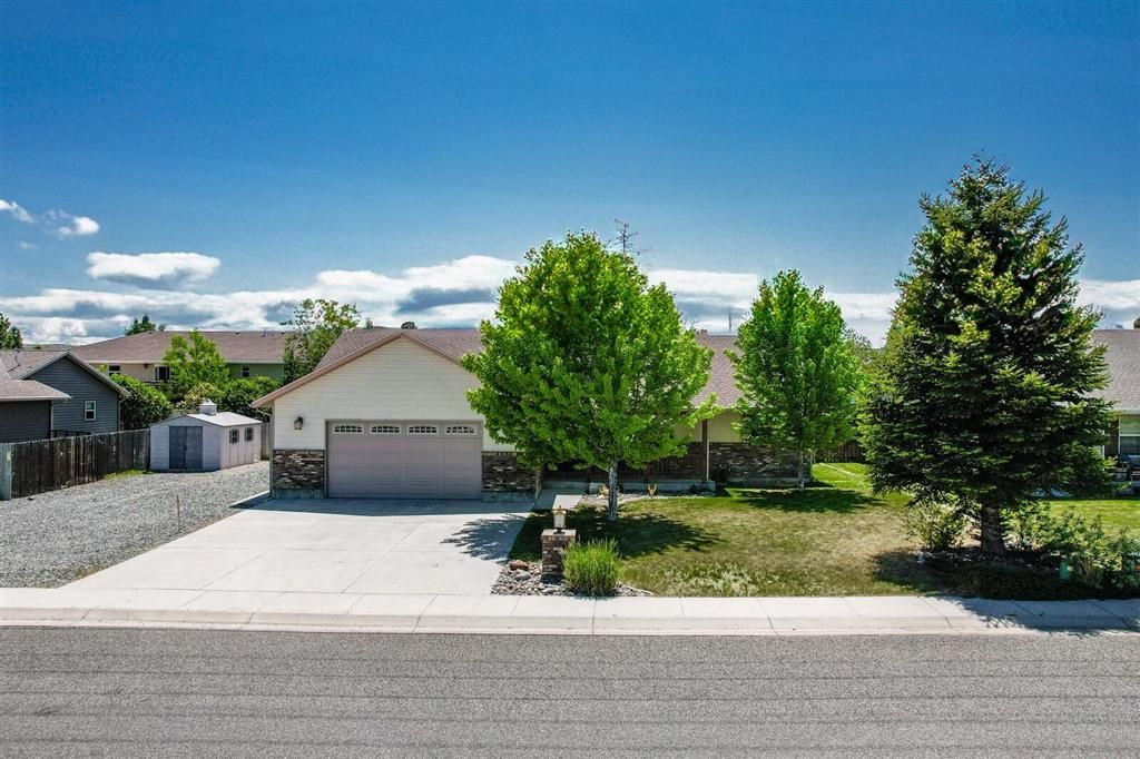 Photo of 3120 E Avenue, Cody, WY 82414 (MLS # 10032132)