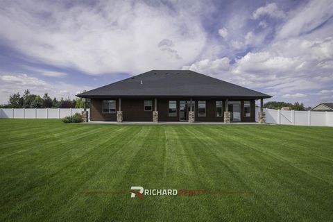 Tiny photo for 20 Copper Creek Tr, Cody, WY 82414 (MLS # 10031665)