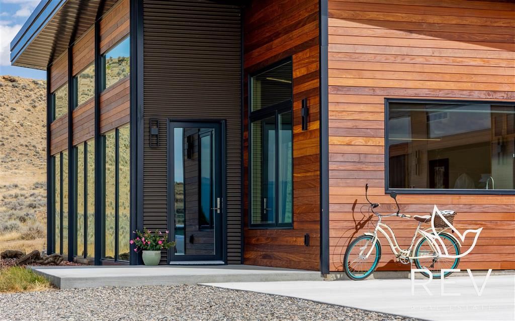 Photo of 21 Tailwinds Dr, Cody, WY 82414 (MLS # 10031671)