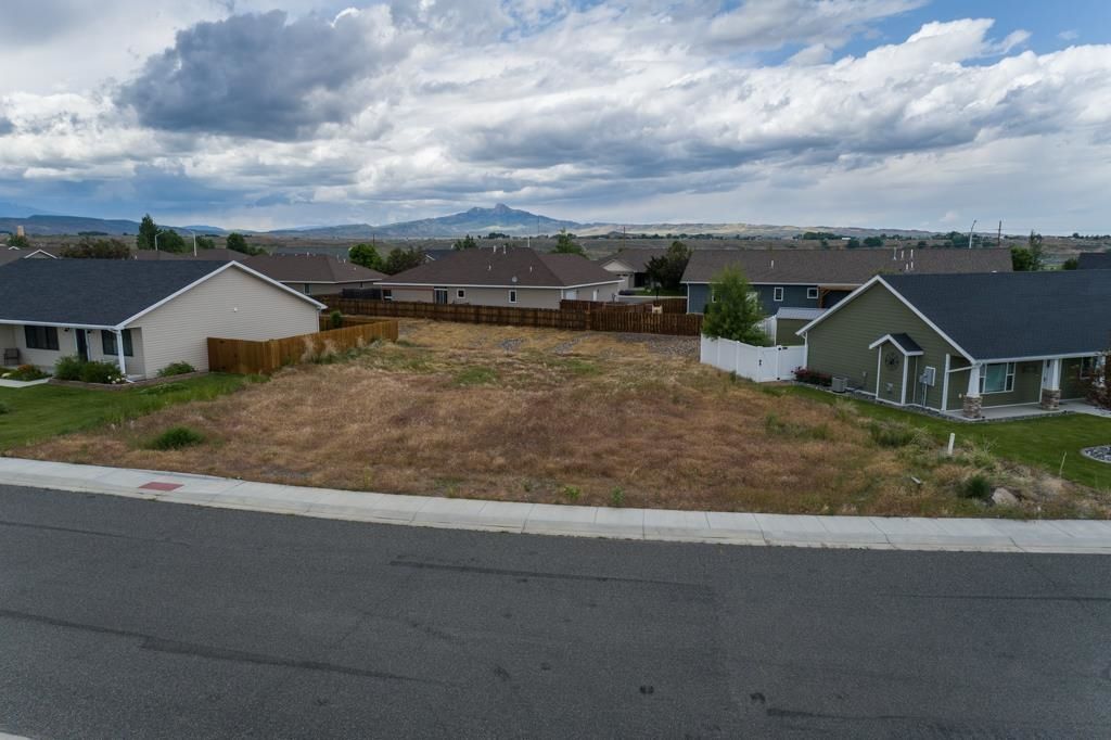 Photo of 3225 Lame Deer Ave, Cody, WY 82414 (MLS # 10031393)