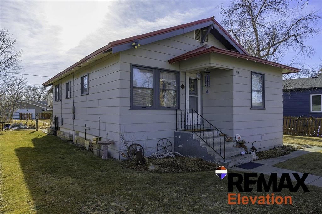 Photo of 225 4th Ave N Ave, Greybull, WY 82426 (MLS # 10031994)