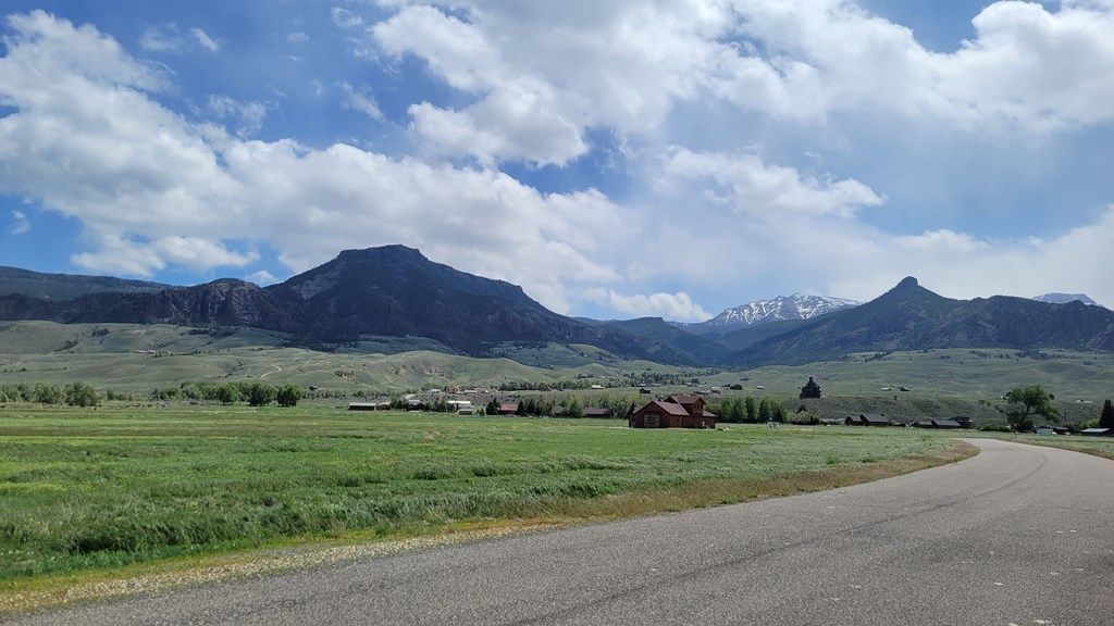 Photo of 131 Copperleaf Dr, Cody, WY 82414 (MLS # 10030213)