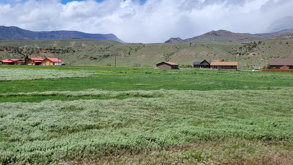 Photo of 131 Copperleaf Dr, Cody, WY 82414 (MLS # 10030213)