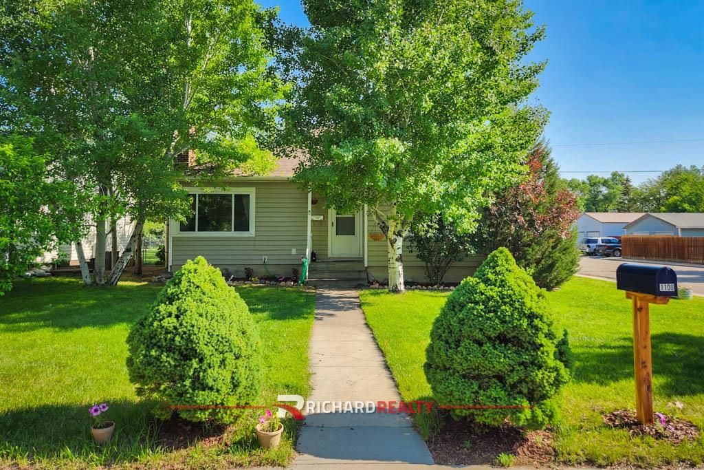 Photo of 1100 Grace Ave, Worland, WY 82401 (MLS # 10032047)