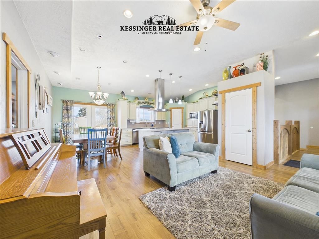 Photo of 53 E 3rd St N, Cowley, WY 82420 (MLS # 10032109)