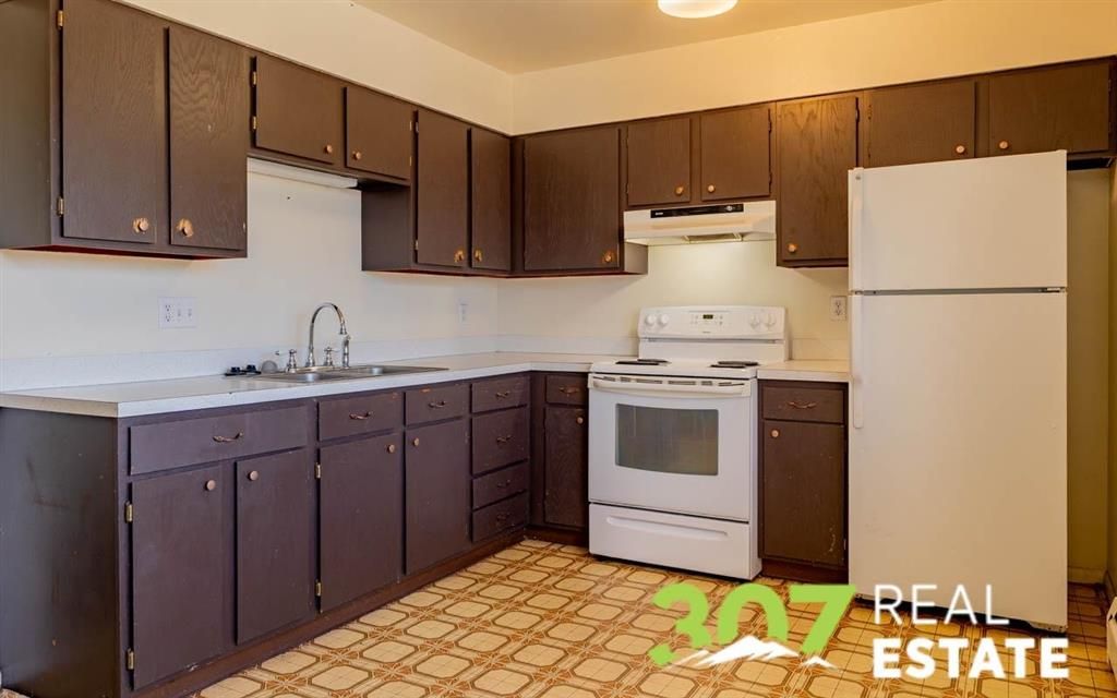 Photo of 1649 N Park Dr, Cody, WY 82414 (MLS # 10032361)