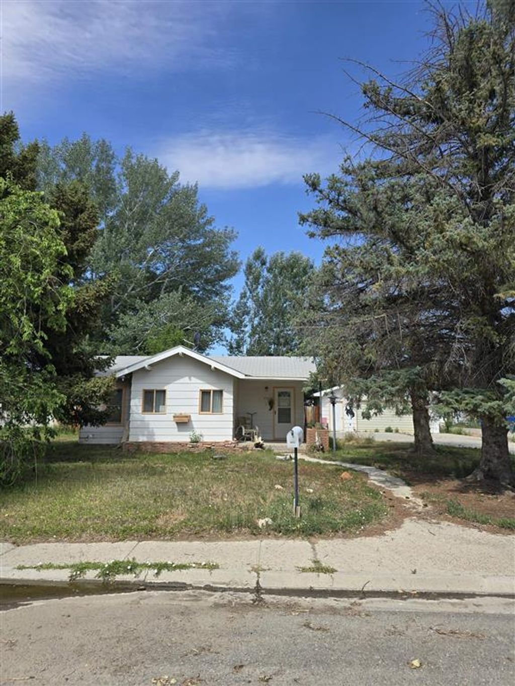 Photo of 750 Kansas Ave, Lovell, WY 82431 (MLS # 10031440)