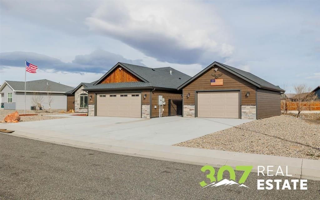 Photo of 3031 Hardpan Ave, Cody, WY 82414 (MLS # 10032153)