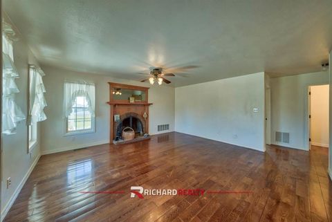 Tiny photo for 27 Longhorn Dr, Cody, WY 82414 (MLS # 10031835)
