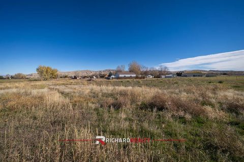 Tiny photo for 27 Longhorn Dr, Cody, WY 82414 (MLS # 10031835)