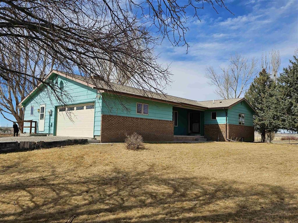 Photo of 1670 Sesame St, Worland, WY 82401 (MLS # 10032150)