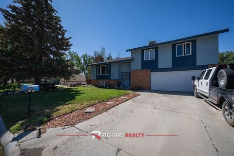 Tiny photo for 233 7th Ave N Ave, Greybull, WY 82426 (MLS # 10031469)