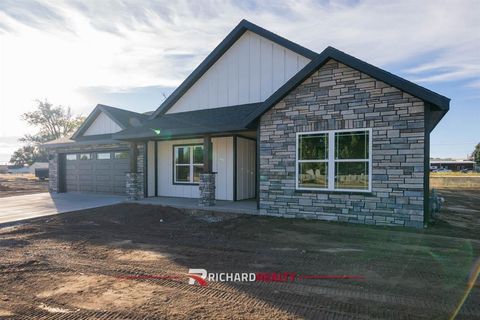 Tiny photo for 2308 Songbird Ct #18, Cody, WY 82414 (MLS # 10031759)
