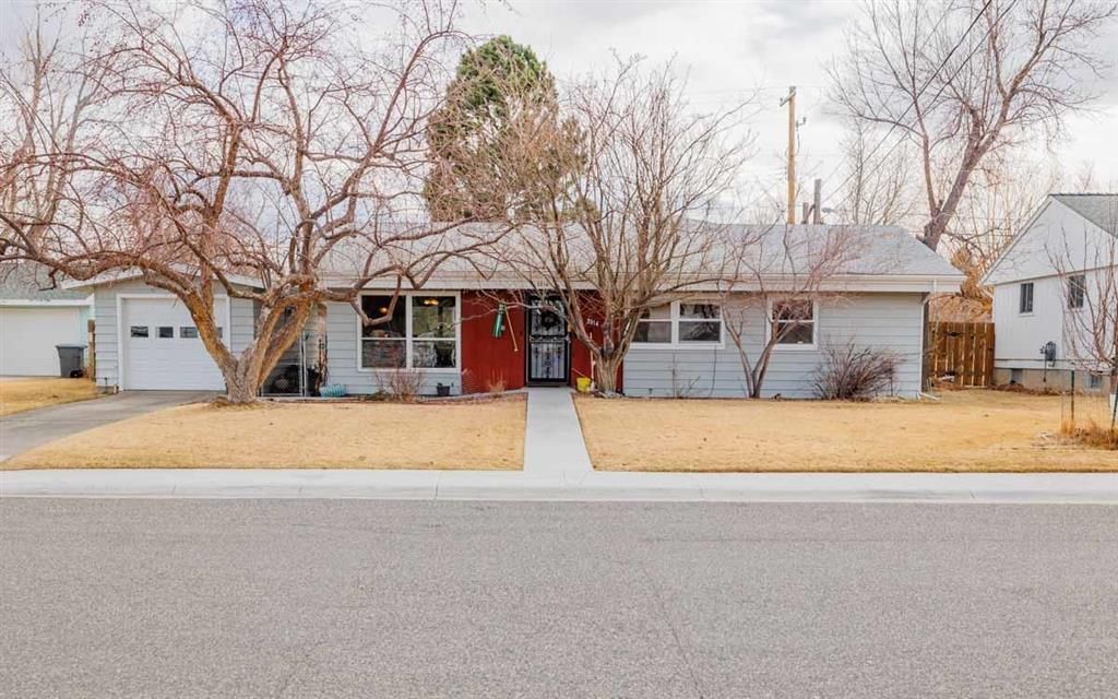 Photo of 2514 Carter Ave, Cody, WY 82414 (MLS # 10032160)