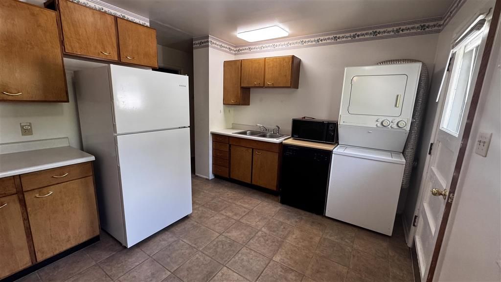 Photo of 2107 23rd St, Cody, WY 82414 (MLS # 10031651)