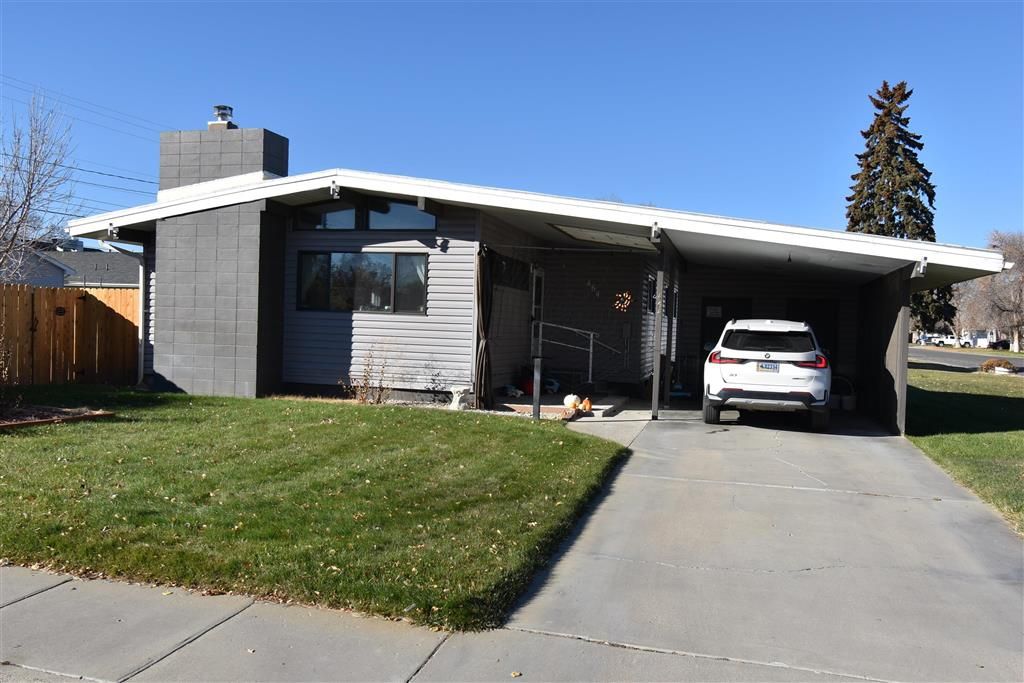 Photo of 464 Cary St, Powell, WY 82435 (MLS # 10032239)