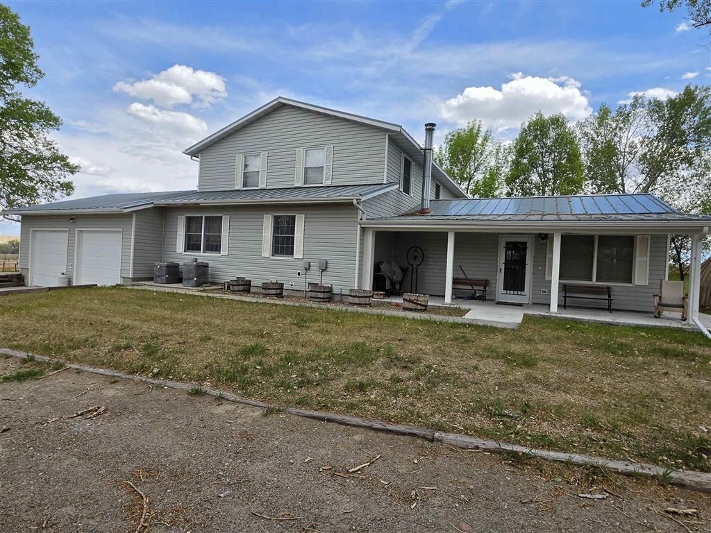 Photo of 1302 Ten Mile Dr, Worland, WY 82401 (MLS # 10032395)