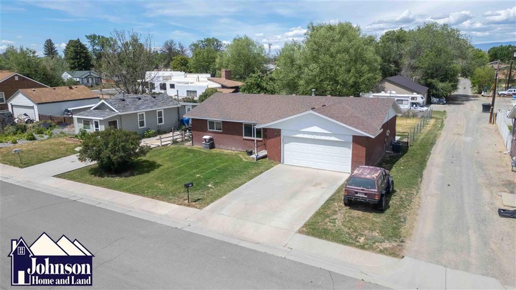 Photo of 175 E 7th St, Lovell, WY 82431 (MLS # 10032448)