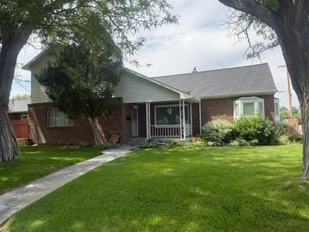 Photo of 612 Oregon Ave, Lovell, WY 82431 (MLS # 10031565)