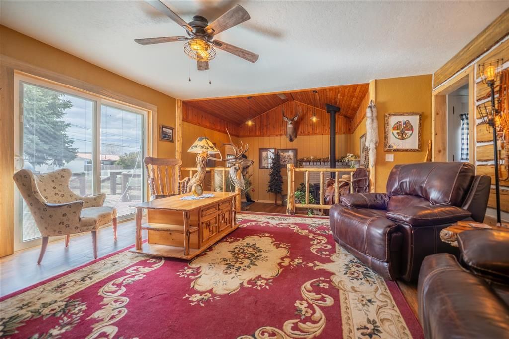 Photo of 610 Avenue F, Powell, WY 82435 (MLS # 10032301)